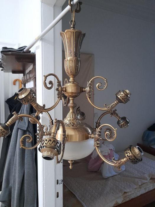 Продам оригінальний світильник, люстра