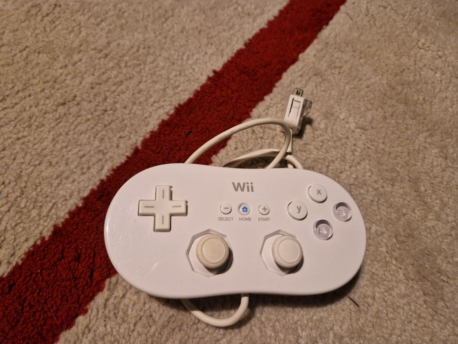 Nintendo Classic Controller - oryginalny