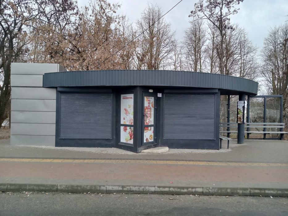 Здам в оренду приміщення. Червона лінія