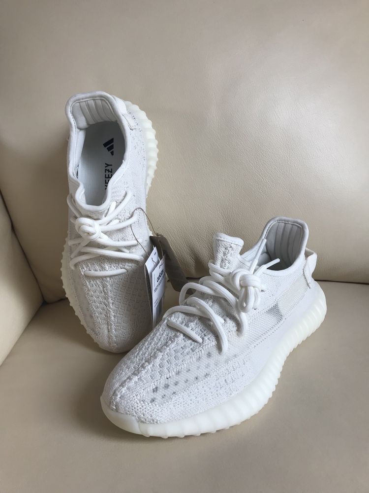 Yeezy Boost 350 V2 Bone 38 (5,5 US)