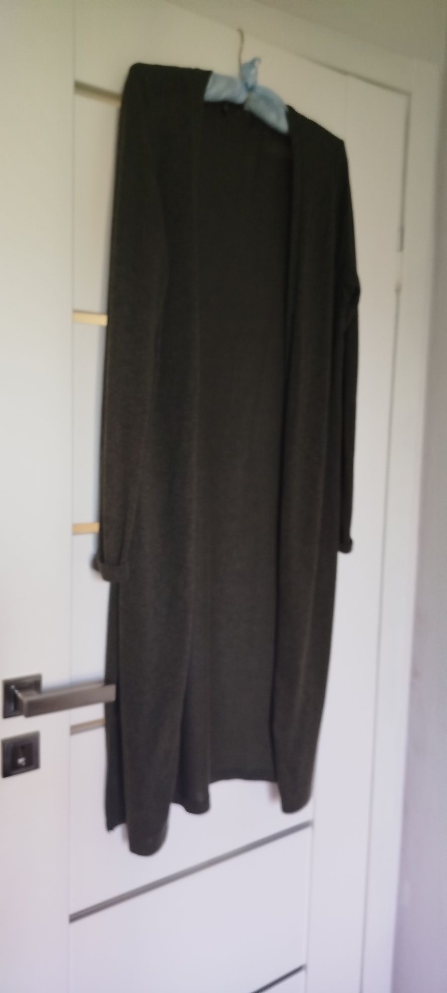 Długa narzutka khaki, zielona, 115 cm, kardigan 42,