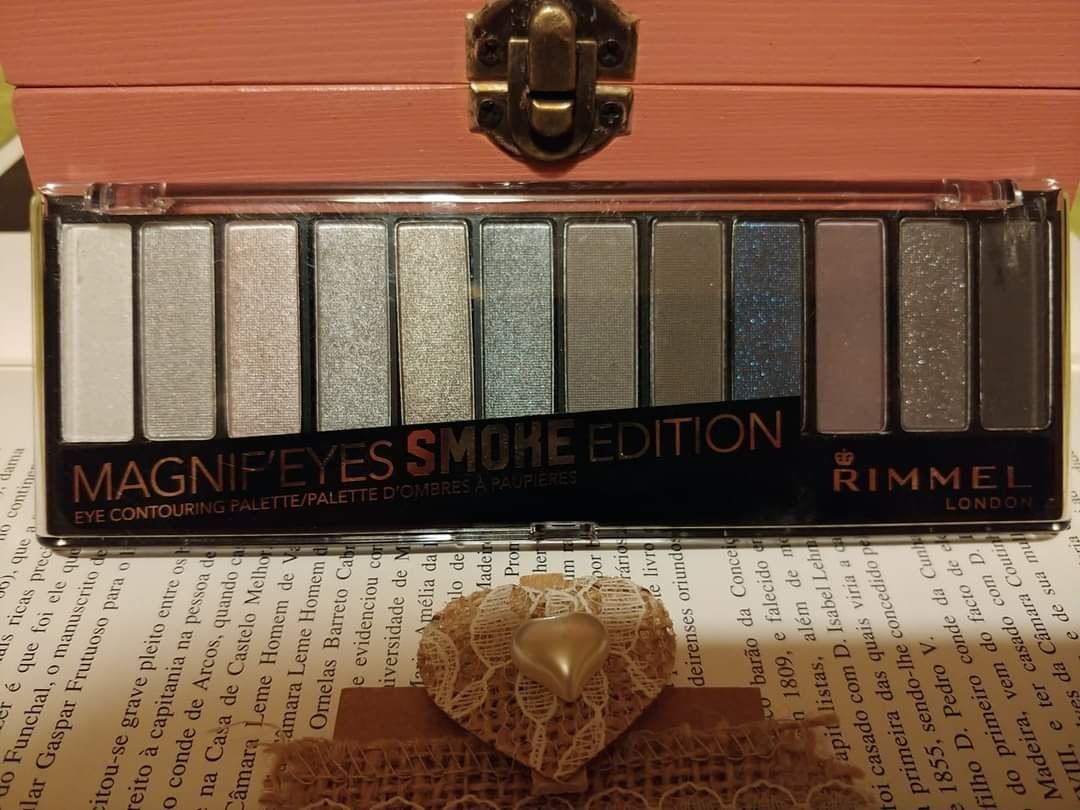 Palete de sombras - Rimmel - Smoke Edition