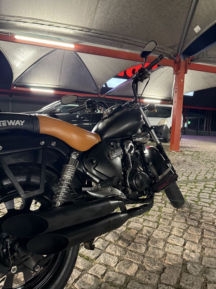 Vendo moto keeway como nova
