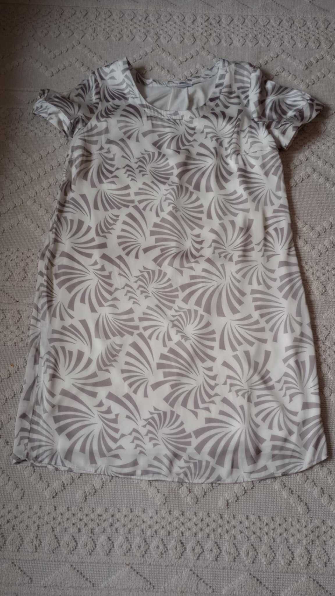 Jasna luźna wzorzysta sukienka r. 44 Bonprix