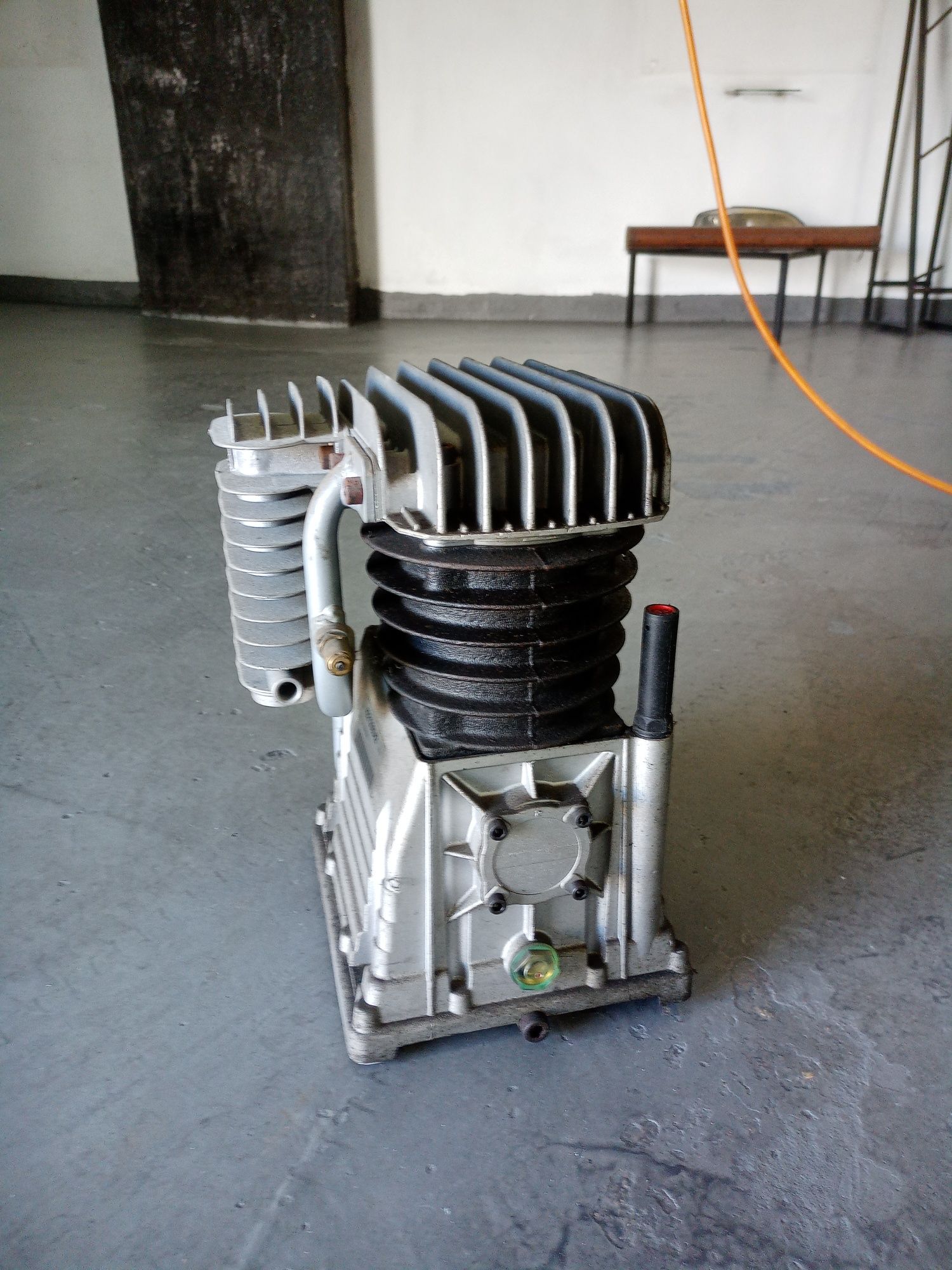 Motor de compressor