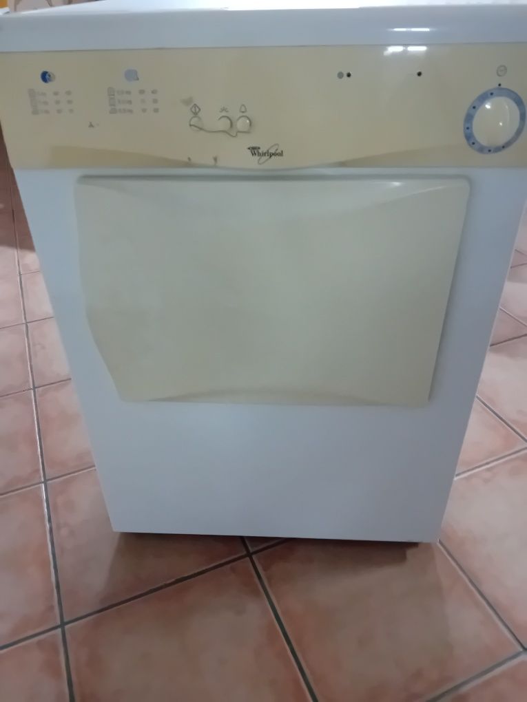 Máquina secar roupa whirlpool