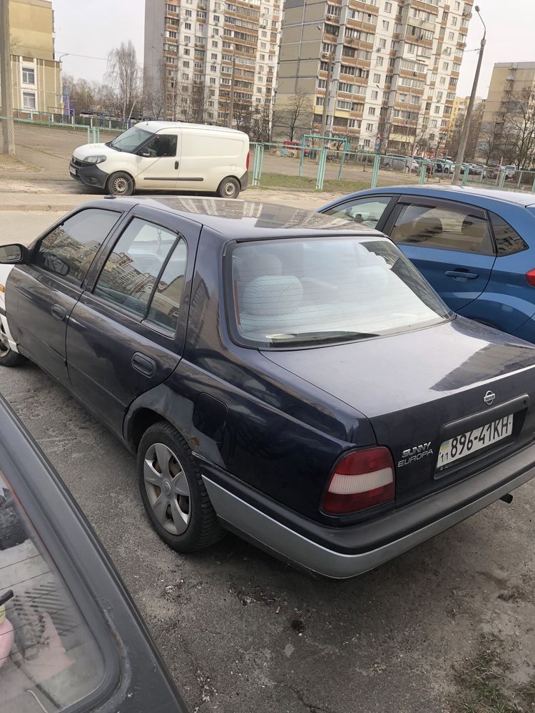 Nissan Sunny n14