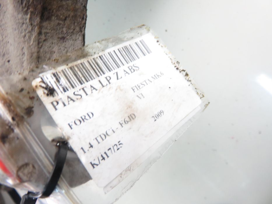 Zwrotnica Piasta Przednia Lewa Ford Fiesta Mk6 VI 1.4 Tdci