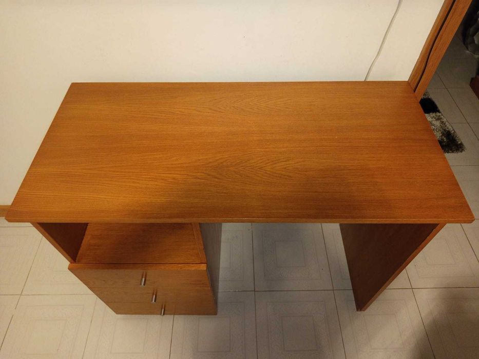 Secretaria em madeira de carvalho