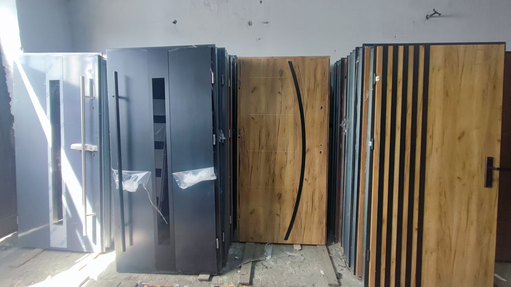 Drzwi zewnętrzne ocieplane. Techniczne budowlane