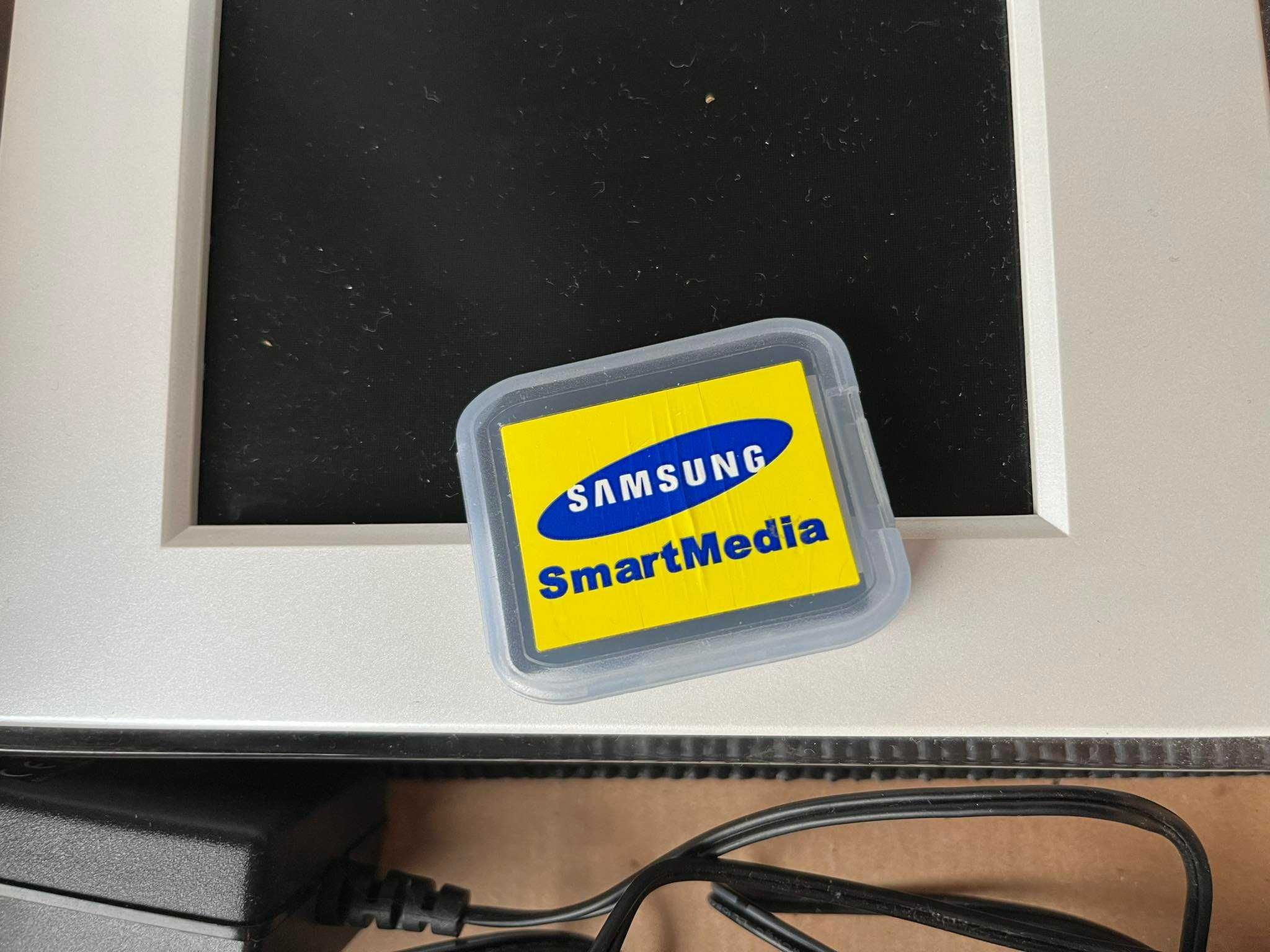 Elektryczna ramka do zdjęć karta Samsung