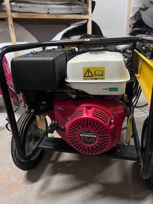 Генератор з зварювальним апаратом Honda