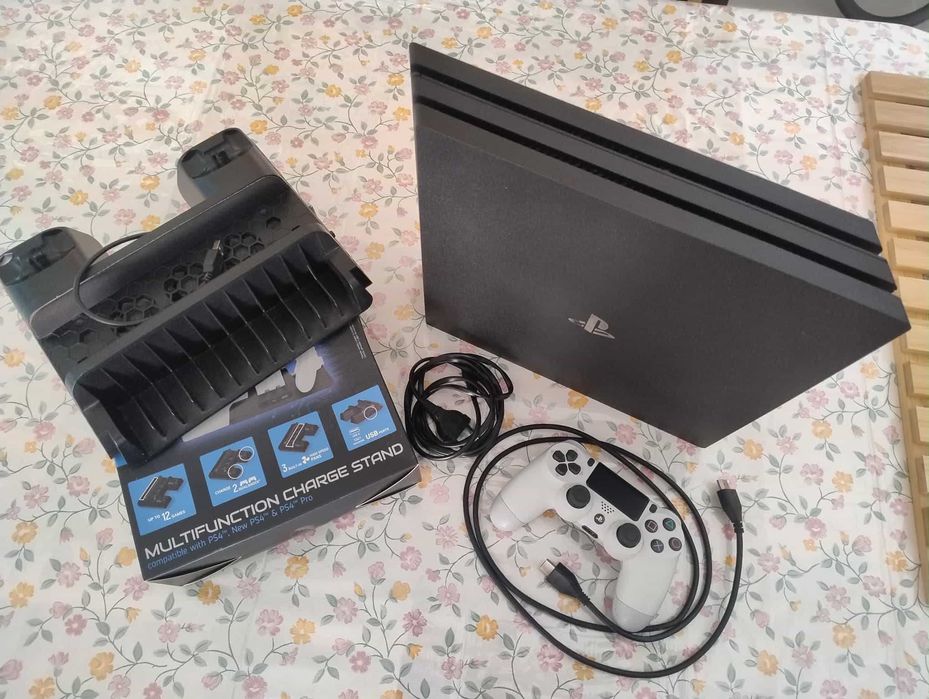 Venda PS4 PRO 1 TB (muito estimada)