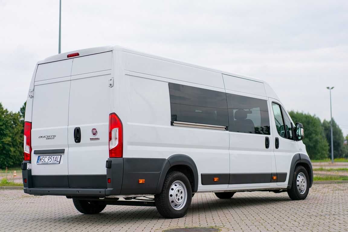 Wypożyczalnia wynajem bus van VIP 9cio osobowy 9 osób TV, LED, klima