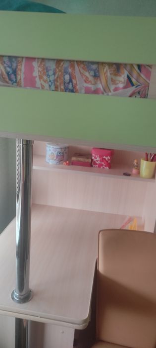 Ліжко Кровать чердак в гарному стані