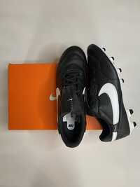 korki nike premier III fg r42,5