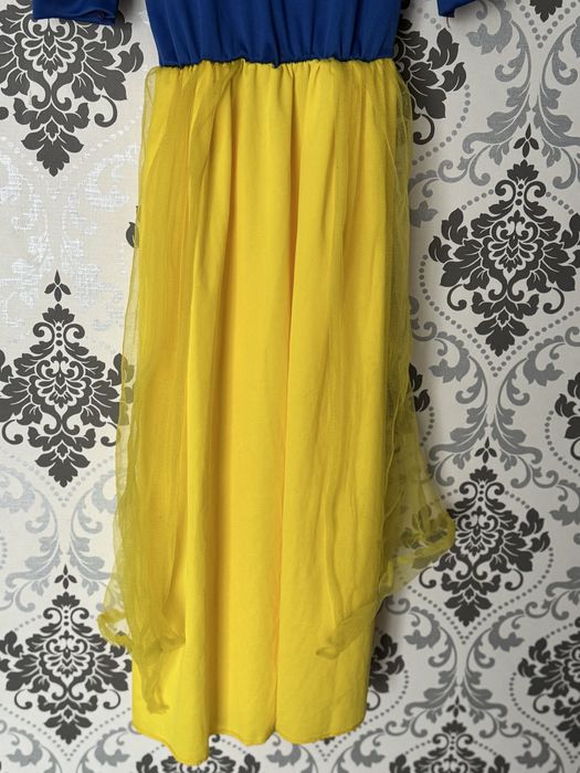 Strój karnawałowy Królewna Śnieżka r. 116