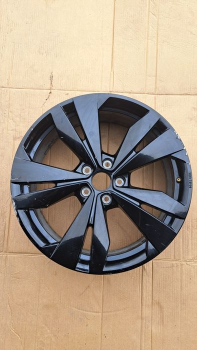 Felga Volkswagen OE 10A071499A 7.5" x 19" 5x112 ET 50 VW Aluminiowa