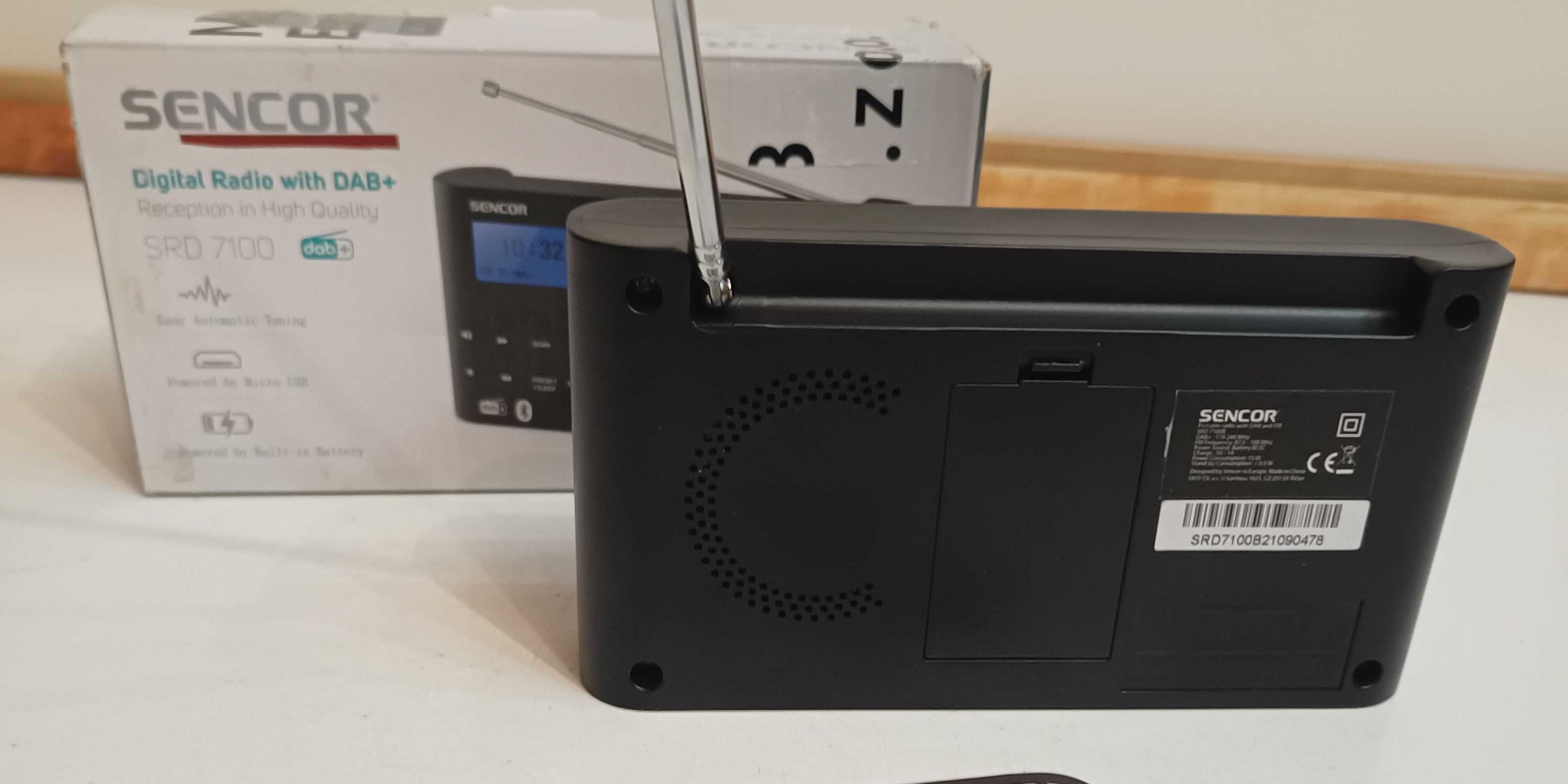 Radio FM + DAB + BT - SRD 7100
