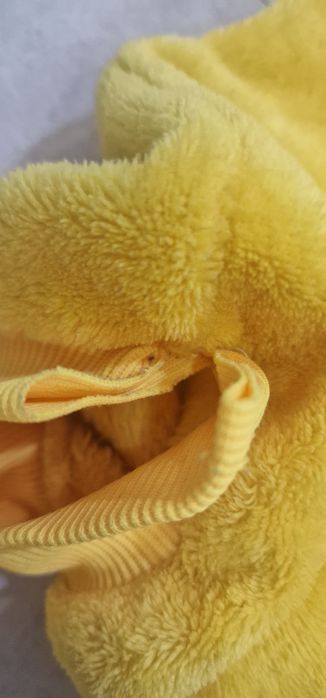 Pluszowy kombinezon Pikachu, pizama