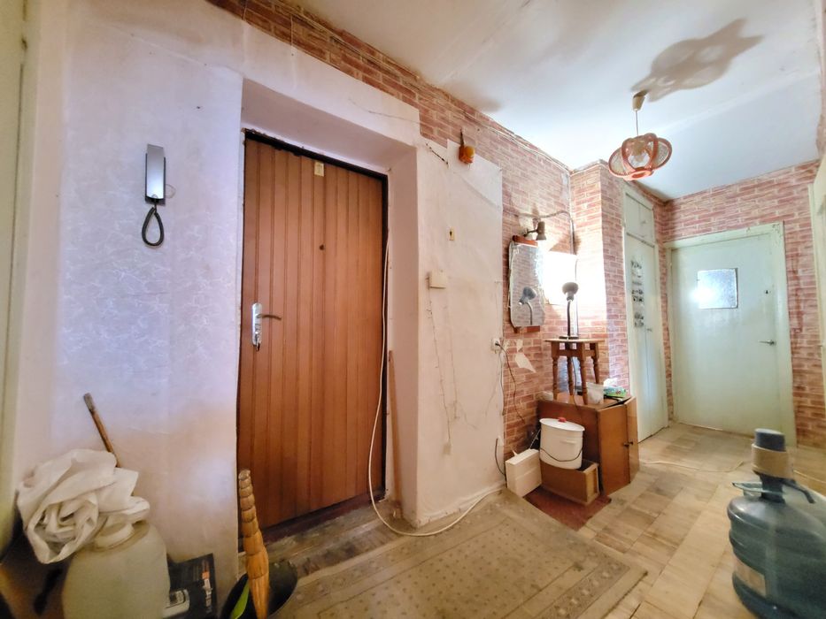 2к."ЧЕШКА", 5/9ц, 54м2, житл.стан! не кутова!, сонячна! 53500уо!