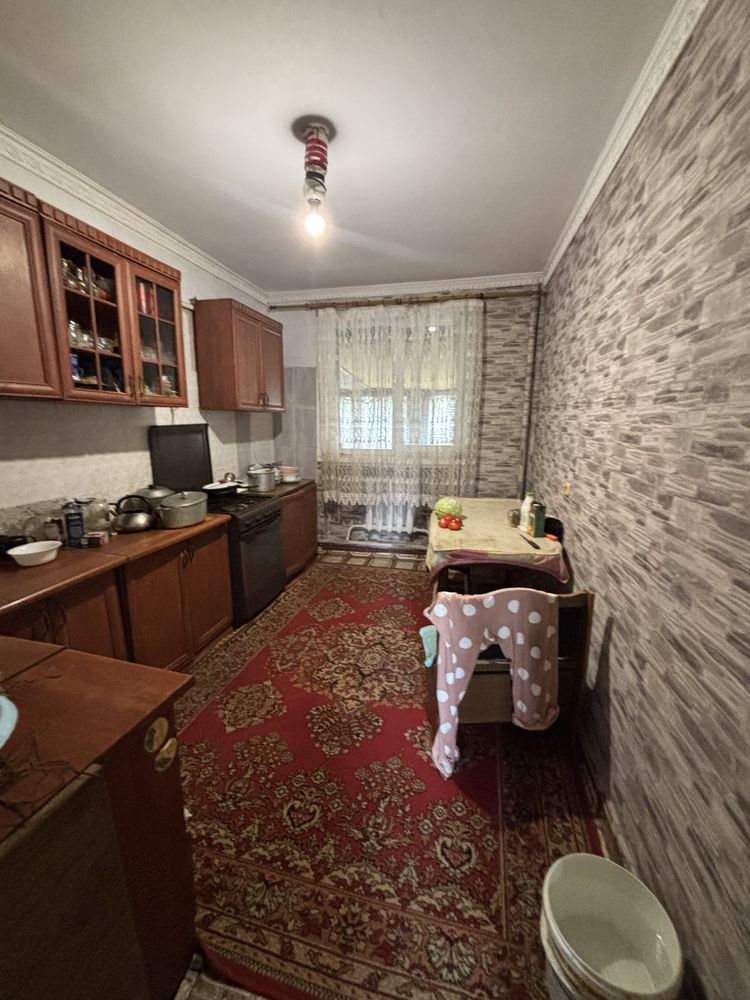 р Будинок біля міста, автономне газове, гараж, 25 сот