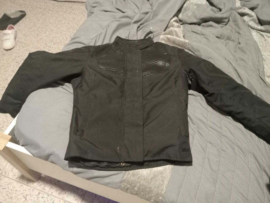 Casacos de mota com proteções