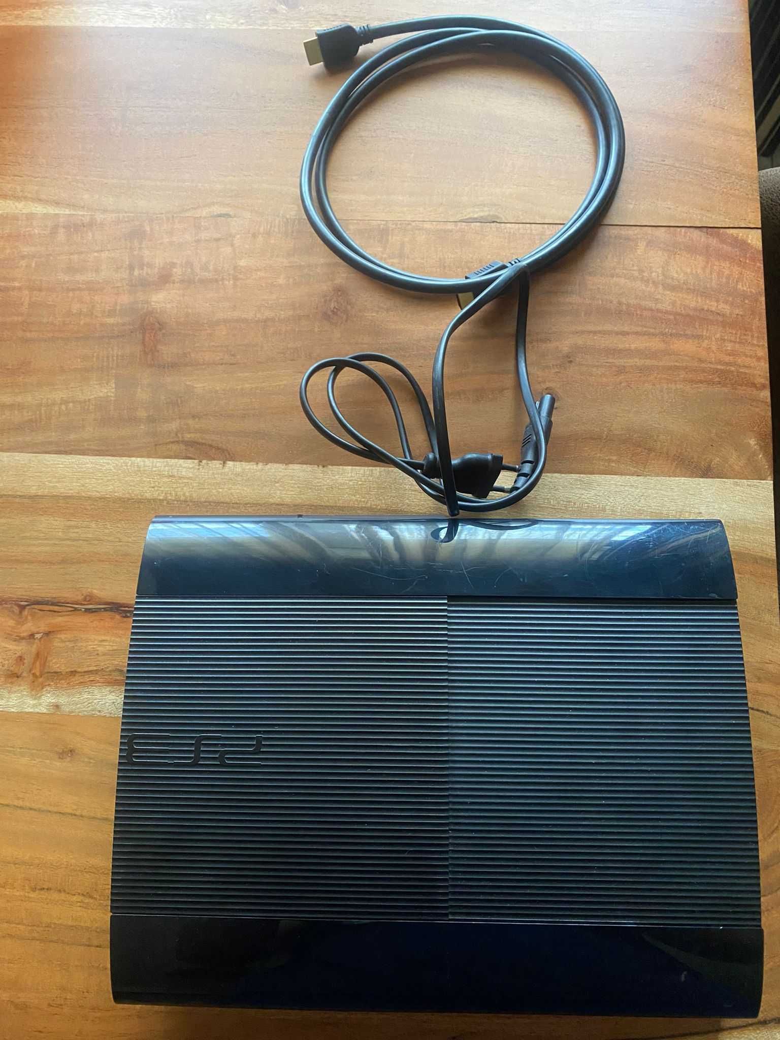 PS3, com lote de jogos