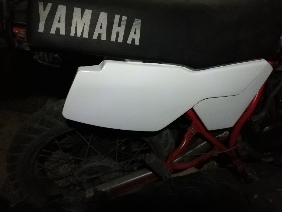 dt  125 lc ypvs yamaha tampas laterais side covers