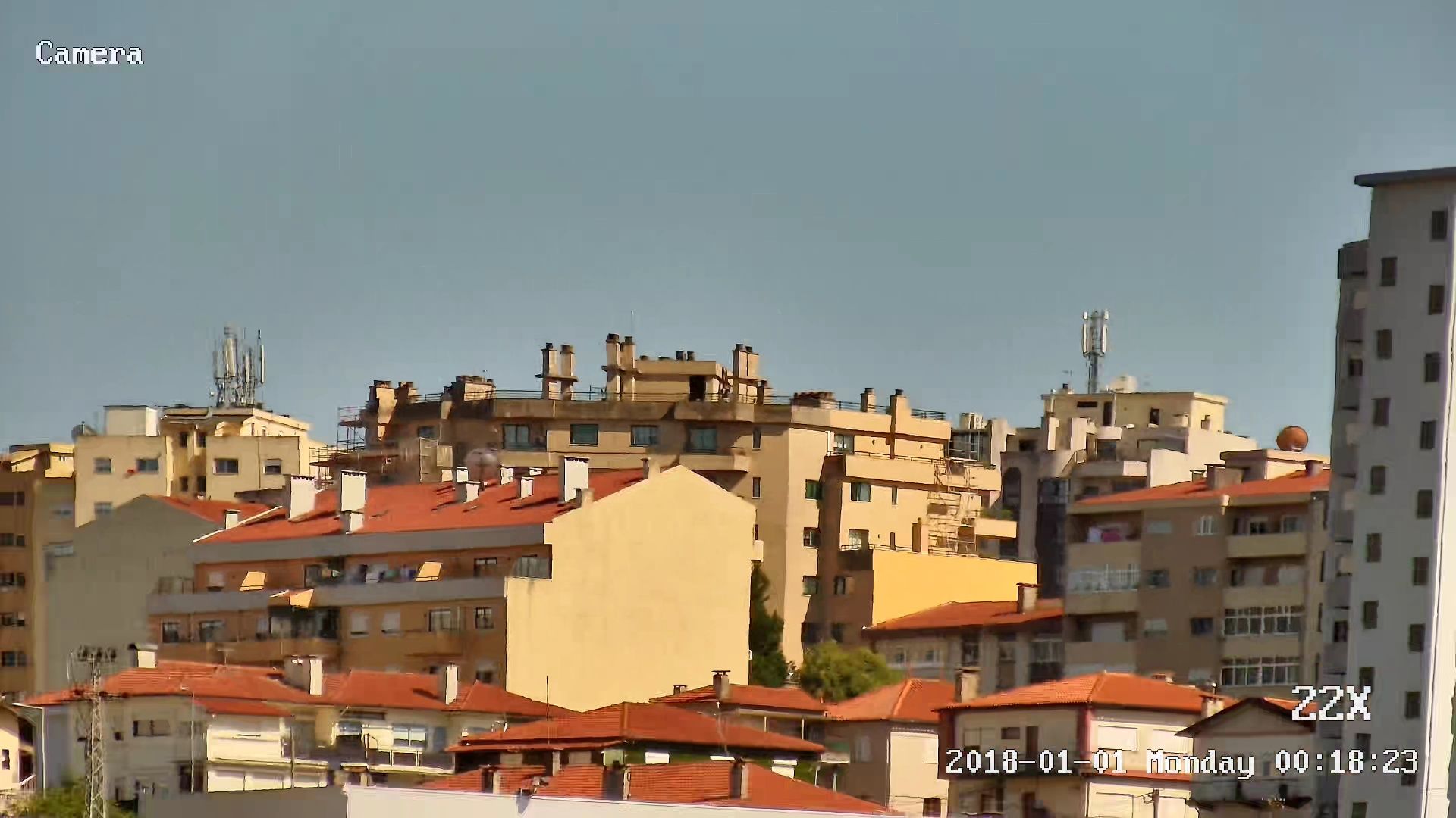 Camera de Vigilância 4K 8MP 360x ZOOM c/suporte rotativo