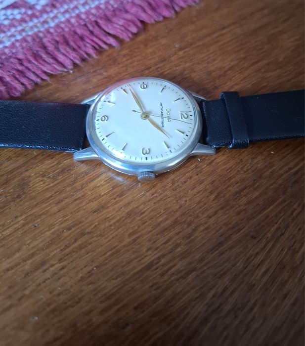Zegarek mechaniczny Doxa Antimagnetique Jumbo - Ideał