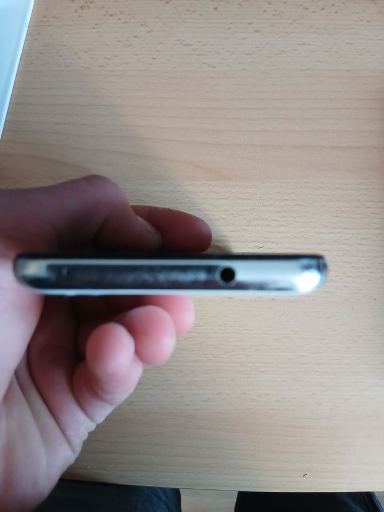 Smartfon Motorola One Action 4/128GB (biały)