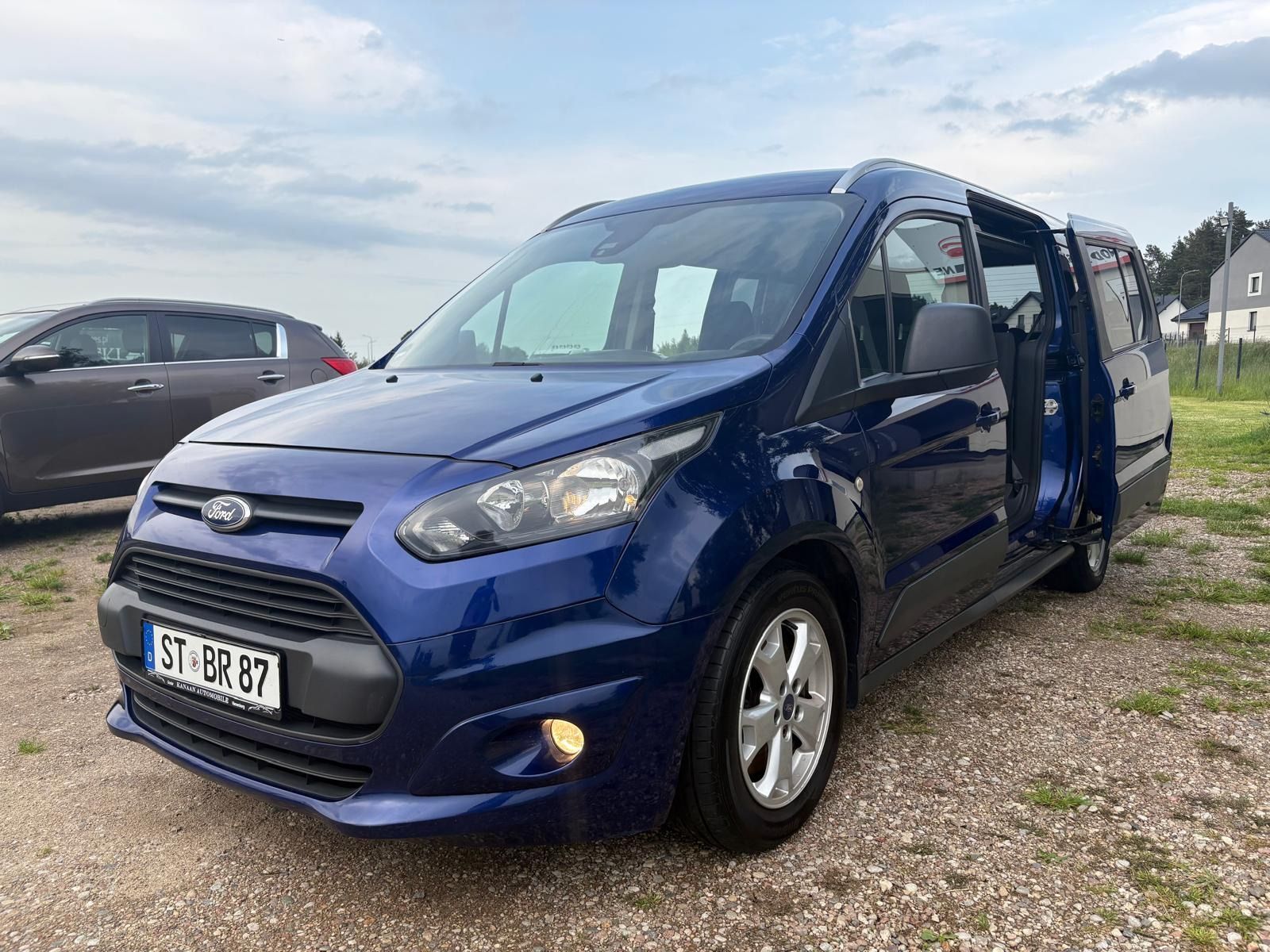Ford Tourneo Connect Grand 7 osobowy Long Serwisowany Bezwypadkowy Panorama