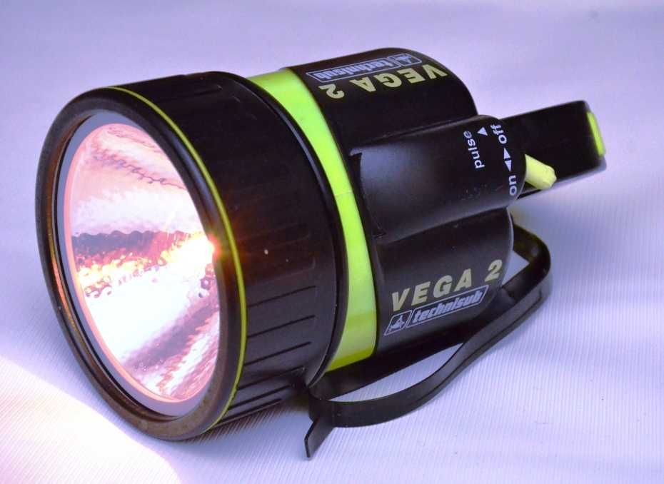 Подводный фонарь для дайвинга Technisub Vega 2