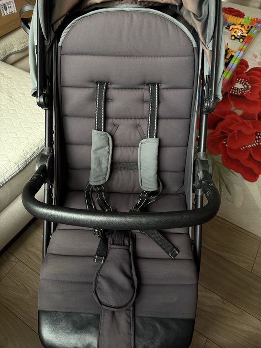 Carrello Bravo Plus прогулянковий візок коляска