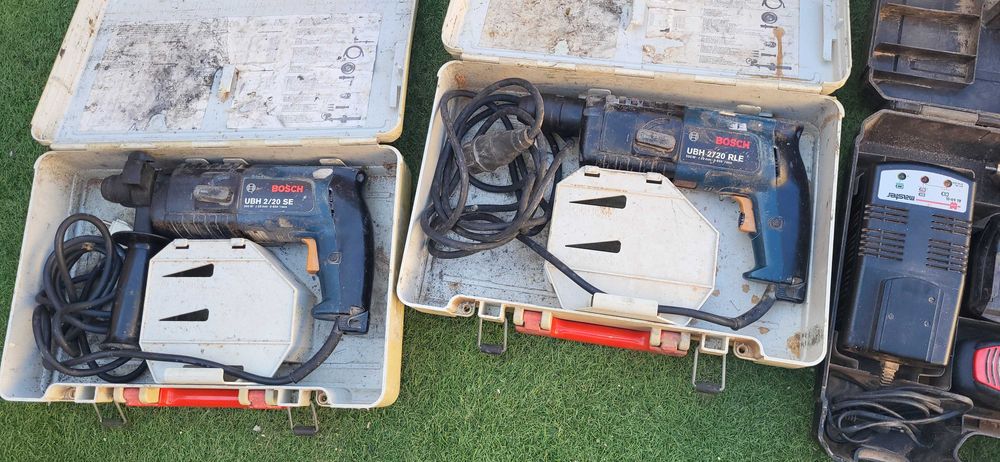 Máquinas antigas para venda.