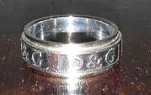 Anel  D & G (em aço)