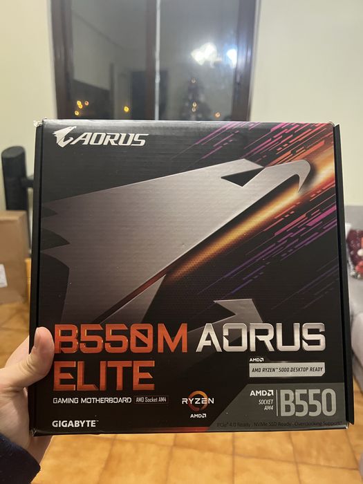 Placa mãe  B550m Aorus elite