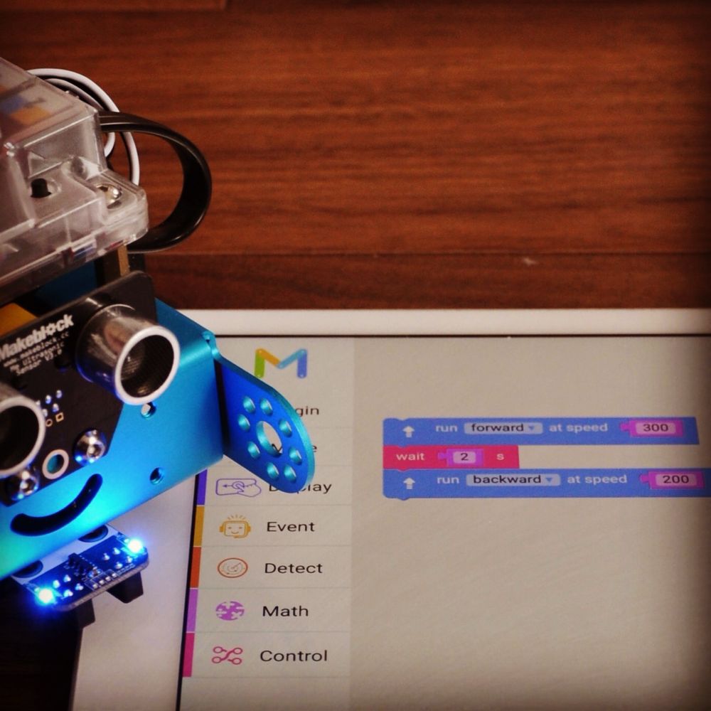Robot edukacyjny Makeblock mBot - STEM, programowanie