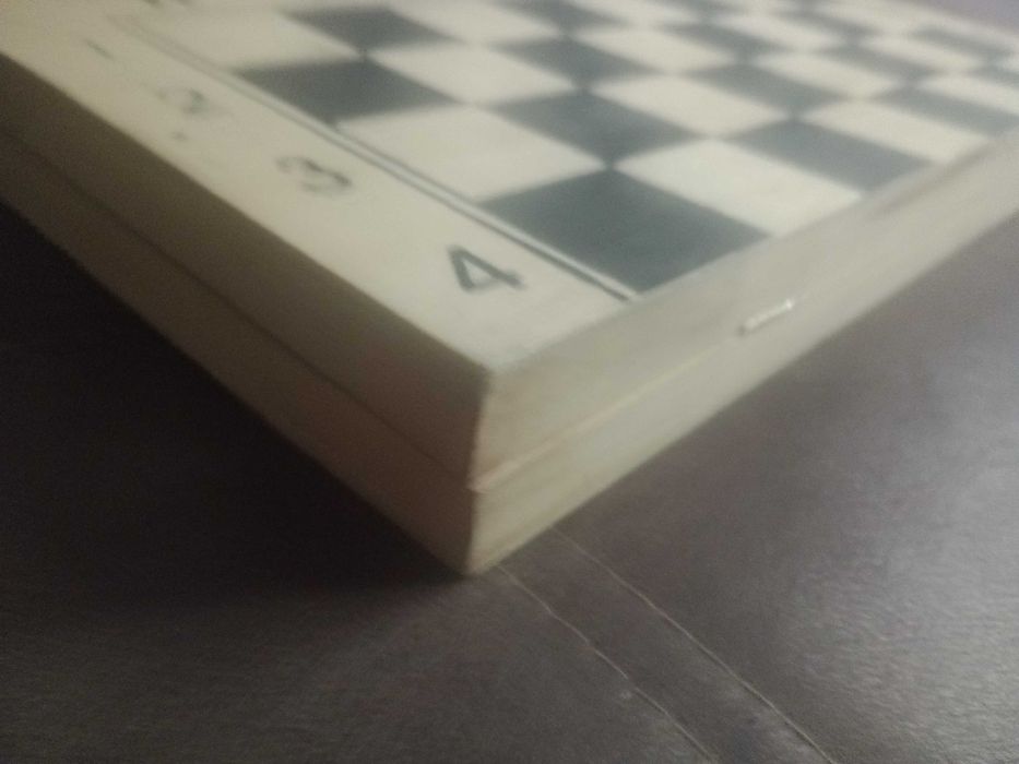 Продам     шахматную доску