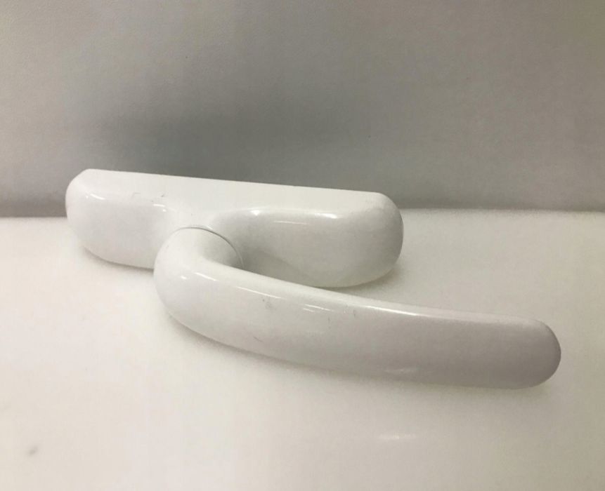 AMIG klamka okienna Z aluminiową podstawą I osłoną Z PCV