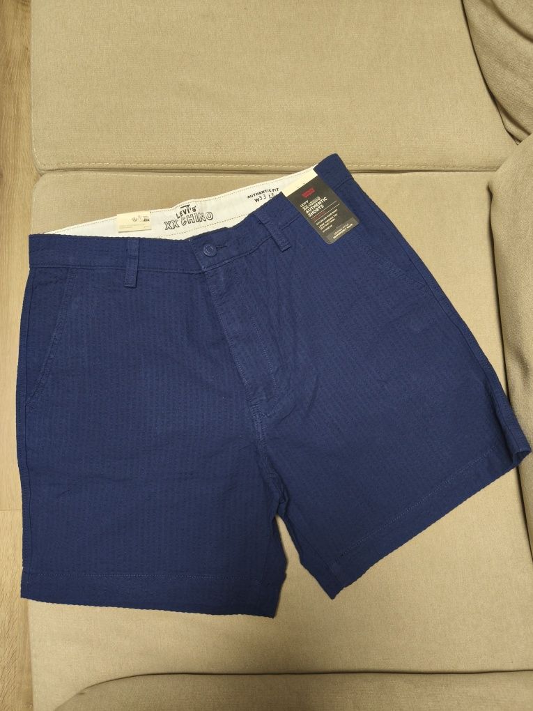 Шорти чоловічі Levis, розмір 33, темно-сині.