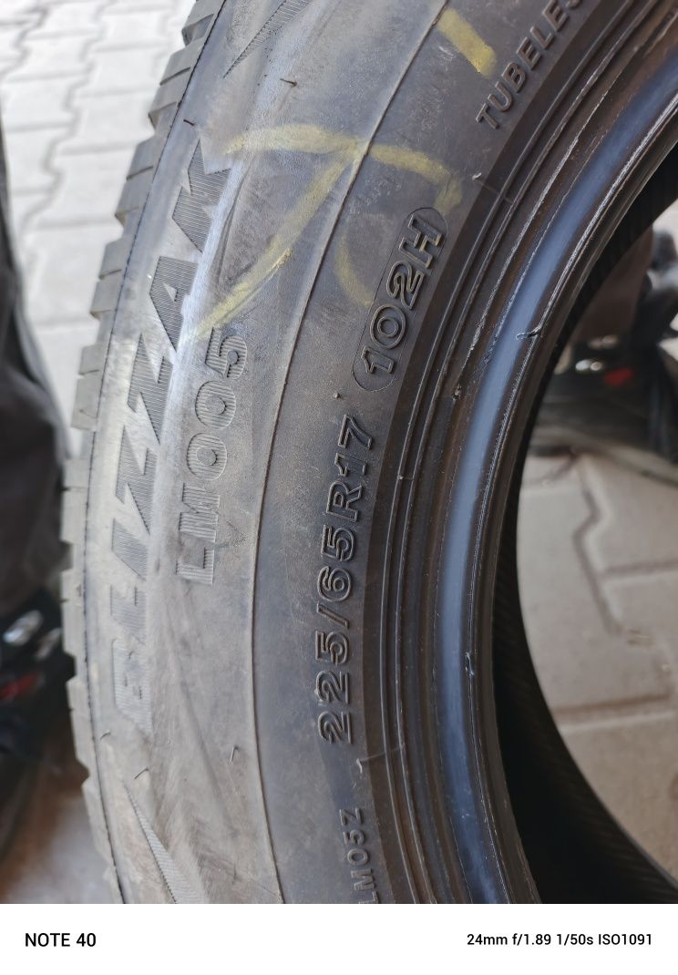 Opony zimowe Bridgestone 225/65/17 19r