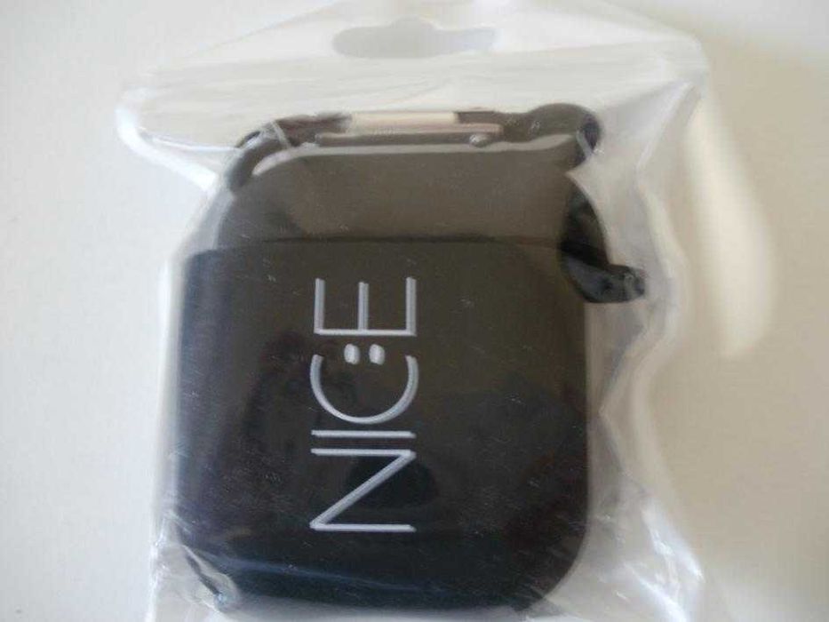 Чехол Apple Airpods Nice наушники