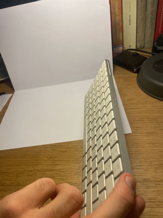 Teclado apple, muito pouco usado