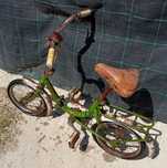 Bicicleta de criança, antiga.