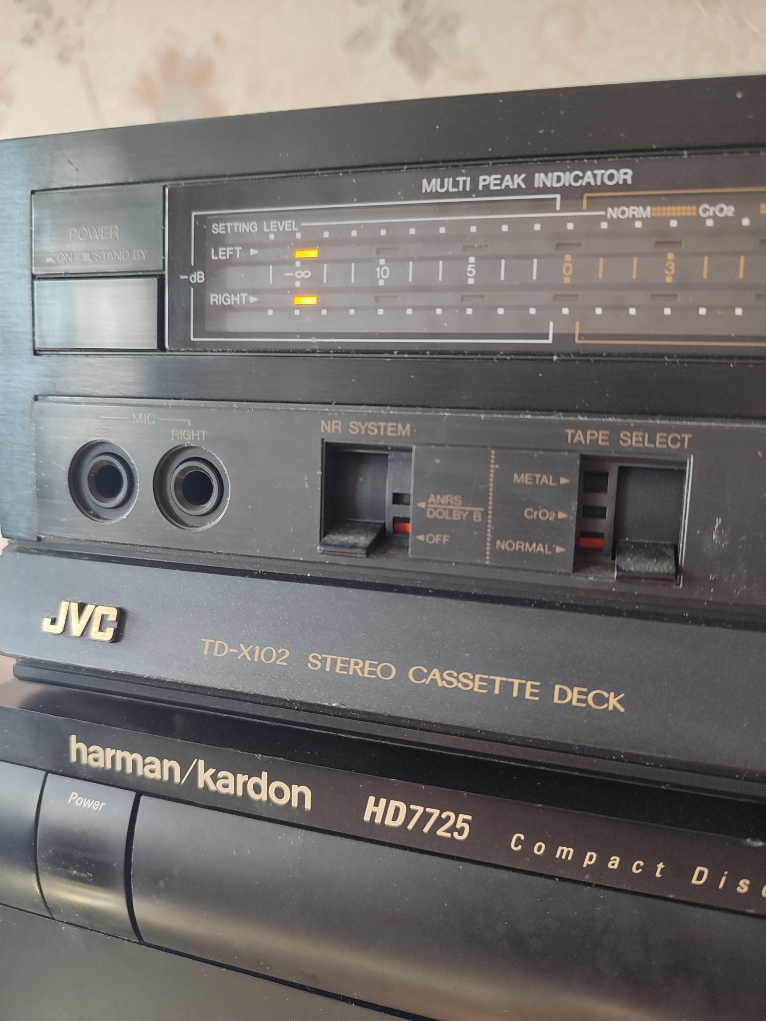 Кассетная дека JVC TD -Х102G.