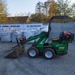 Mini ładowarka Avant 320 + Plus zasilanie gazem łyżka paleciak