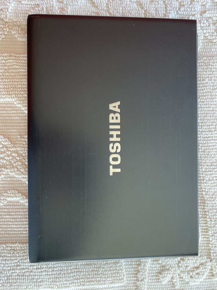 Portatil toshiba r630