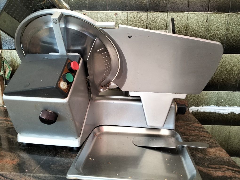 Máquina de cortar fiambre e Máquina de picar carne